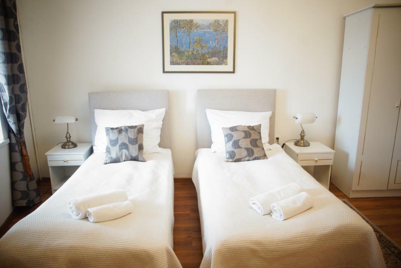 Double or Twin Room 32,779896440:JPEG