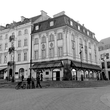 Pokoje Gościnne Dom Literatury-2